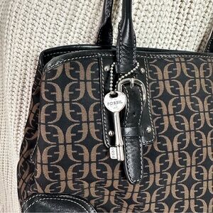 Fossil Y2K Black and Tan Shoulder Bag